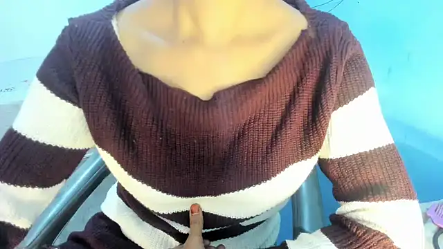 aarjulove online show from 12/18/25, 12:20