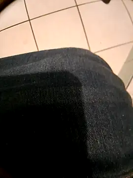 littleboyhot95 online show from 09/28/25, 11:23