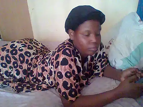 Snapshot of Bootylicious- chatting on 02/03/26, 05:49 Bootylicious- online show from 02/03/26, 05:49