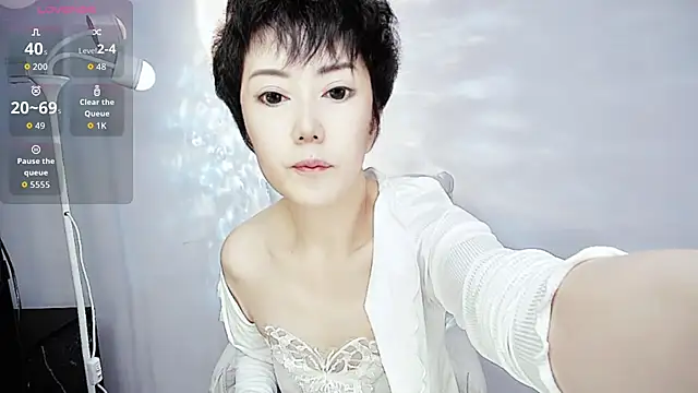 9ering-Er online show from 10/28/25, 09:03