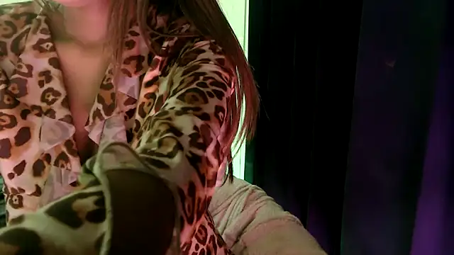 chhui mui online show from 02/11/26, 06:52