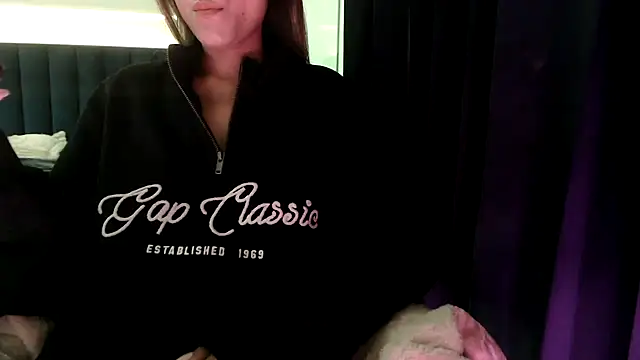 chhui mui online show from 02/05/26, 04:14