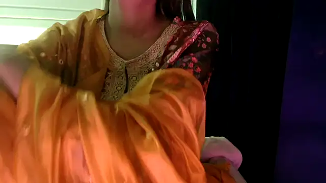 chhui mui online show from 04/14/26, 06:35