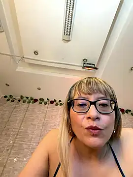 Snapshot of JessicaMuse chatting on 01/16/26, 10:36 JessicaMuse online show from 01/16/26, 10:36