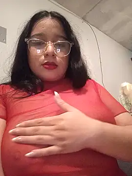 Leslydeleon23 online show from 09/29/25, 06:20