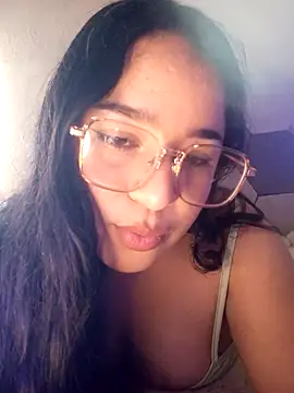 Leslydeleon23 online show from 05/01/26, 10:15