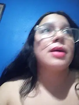 Leslydeleon23 online show from 11/10/25, 04:17
