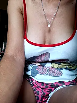 Nandasant09 online show from 10/29/25, 04:28