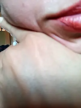 Nandasant09 online show from 10/26/25, 04:51