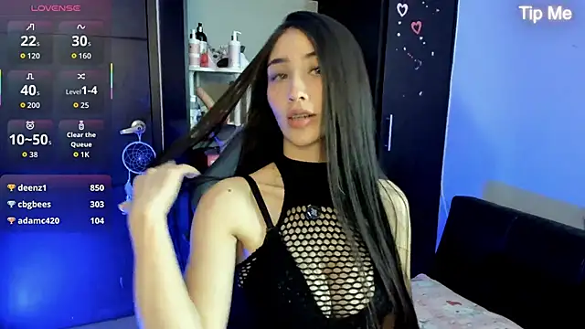 Emilytafur online show from 06/14/26, 02:24