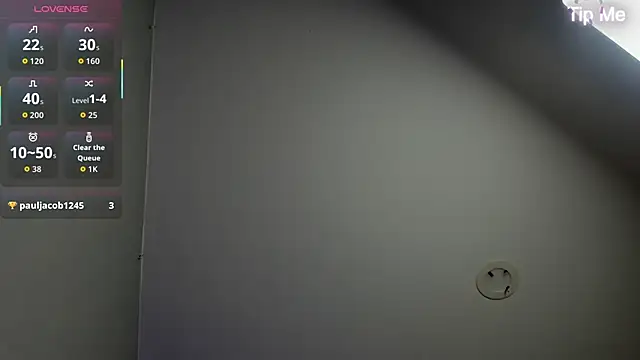 Emilytafur online show from 04/10/26, 11:34