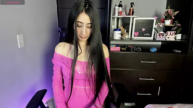 Emilytafur online show from 08/05/26, 11:21