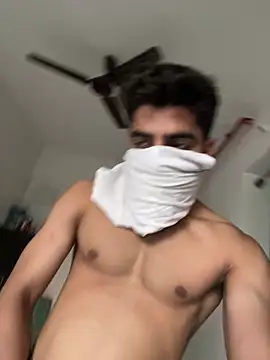 Snapshot of arush_2305 chatting on 03/11/25, 11:55 arush 2305 online show from 03/11/25, 11:55