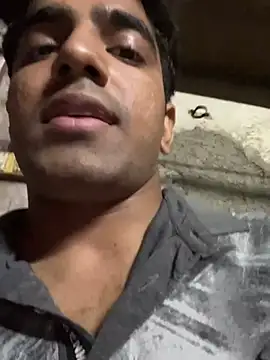 Snapshot of arush_2305 chatting on 02/27/25, 06:02 arush 2305 online show from 02/27/25, 06:02