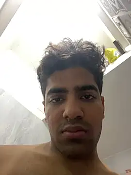 Snapshot of arush_2305 chatting on 03/23/25, 06:37 arush 2305 online show from 03/23/25, 06:37