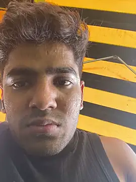 Snapshot of arush_2305 chatting on 03/10/25, 08:34 arush 2305 online show from 03/10/25, 08:34