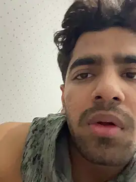 Snapshot of arush_2305 chatting on 02/25/25, 10:31 arush 2305 online show from 02/25/25, 10:31