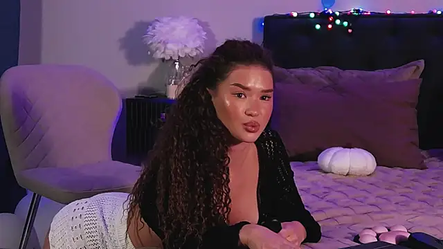 Denise Garciia online show from 05/11/26, 04:04