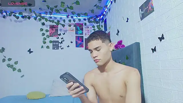 stevan1855 online show from 11/06/25, 12:42