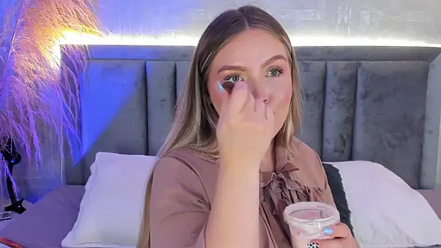 GaiaBaker online show from 10/23/25, 05:22