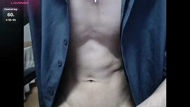 wujiaxing22 online show from 09/21/25, 12:38