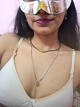 Nandinip2706 online show from 05/24/26, 09:53