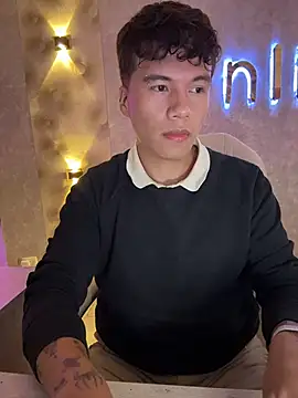 Logan smith1 online show from 01/07/26, 07:46