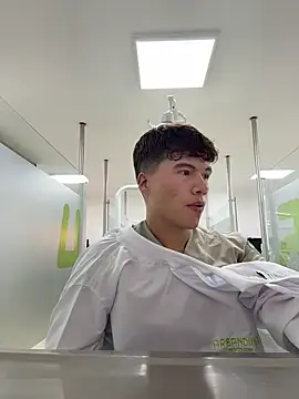 Logan smith1 online show from 02/13/26, 01:55