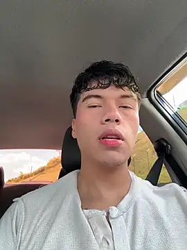 Logan smith1 online show from 10/15/25, 05:32