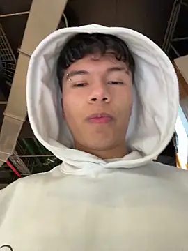 Logan smith1 online show from 11/08/25, 01:25