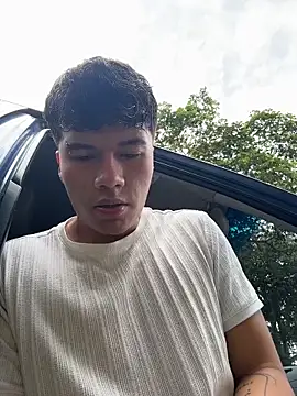 Logan smith1 online show from 11/23/25, 03:44