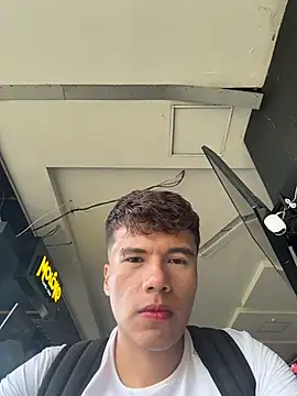 Logan smith1 online show from 03/28/26, 09:16