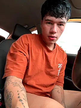 Logan smith1 online show from 10/03/25, 06:53