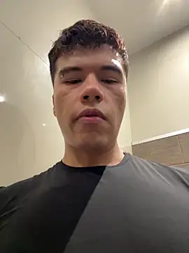 Logan smith1 online show from 04/15/26, 06:12