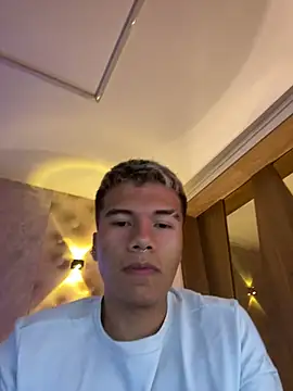 Logan smith1 online show from 02/07/25, 08:01