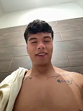 Logan smith1 online show from 11/21/25, 08:08