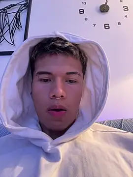 Logan smith1 online show from 03/22/25, 11:20