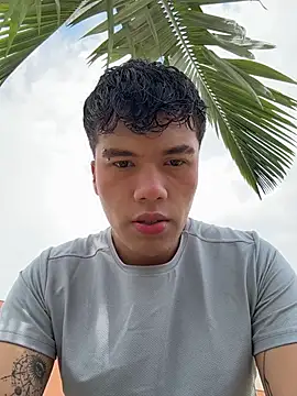 Logan smith1 online show from 11/01/25, 06:02