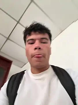 Logan smith1 online show from 09/17/25, 08:33