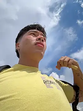 Logan smith1 online show from 10/07/25, 07:26