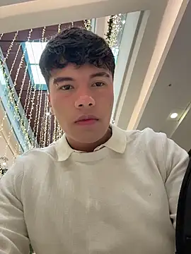 Logan smith1 online show from 11/15/25, 06:34