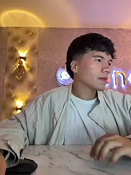 Logan smith1 online show from 10/16/25, 05:38