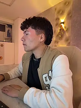 Logan smith1 online show from 10/23/25, 05:39