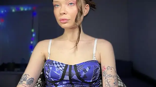 dollfromvenus online show from 12/29/24, 03:56