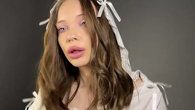 dollfromvenus online show from 12/13/24, 03:32