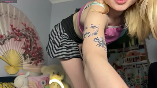 dollfromvenus online show from 05/30/26, 01:17
