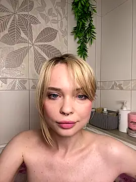 dollfromvenus online show from 09/28/25, 11:23