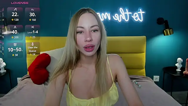 Snapshot of Diana_Garrett chatting on 06/23/26, 01:36 Diana Garrett online show from 06/23/26, 01:36