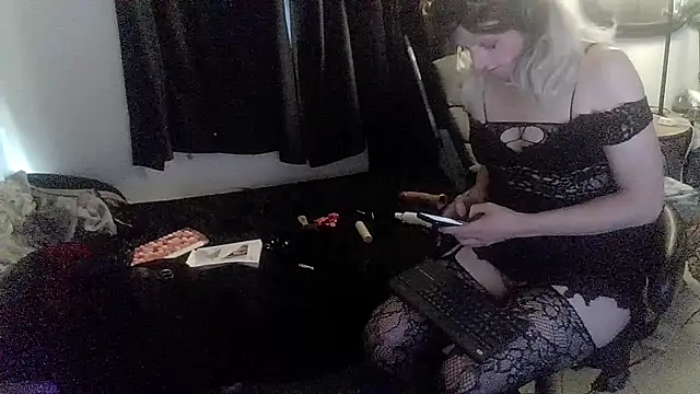 sexyblondetrans online show from 11/05/25, 03:26