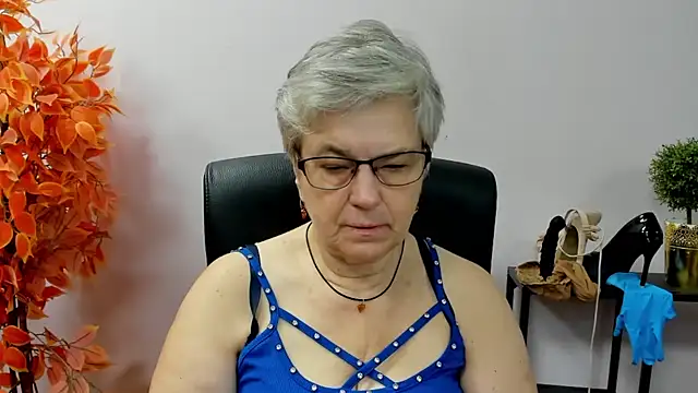 IrisDream online show from 09/22/25, 06:19